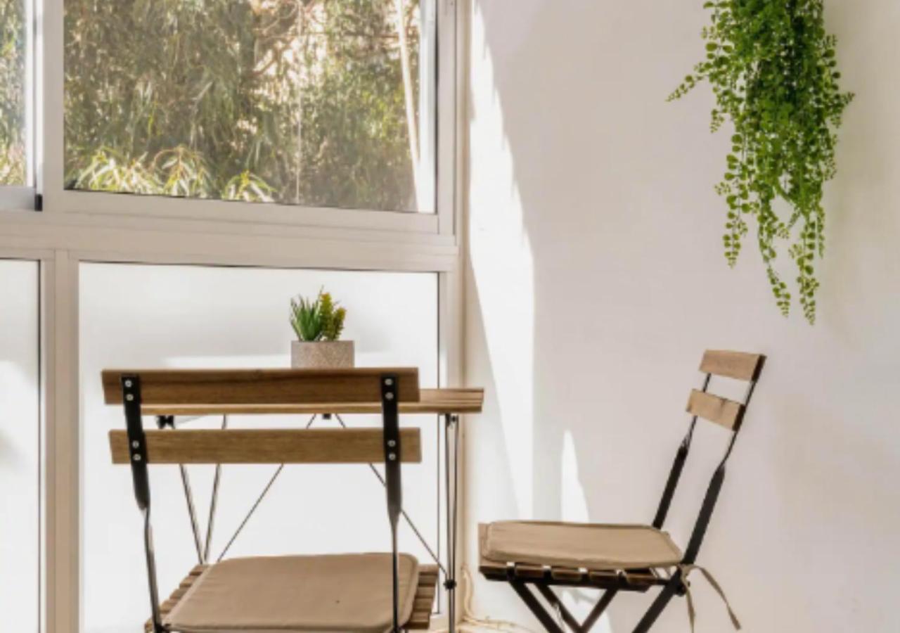 Central 1Br Oasis, Fast Fiber Wifi, Free Parking, Free Netflix With Shelter Haifa Exterior photo